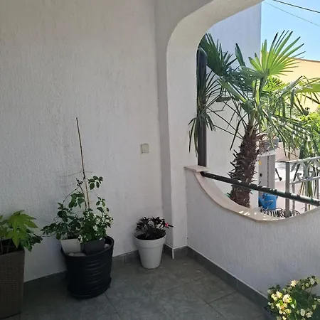 Сasa de vacaciones House Rigo With Private Pool, Jacuzzi And Sauna Crikvenica