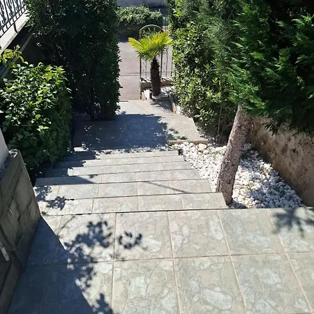 House Rigo With Private Pool, Jacuzzi And Sauna Crikvenica