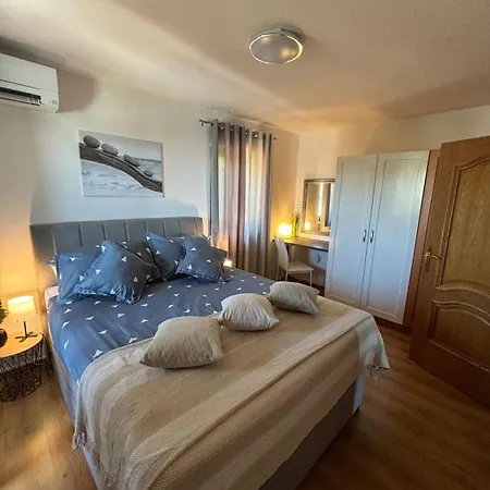 Сasa de vacaciones House Rigo With Private Pool, Jacuzzi And Sauna Crikvenica