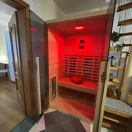 House Rigo With Private Pool, Jacuzzi And Sauna *
