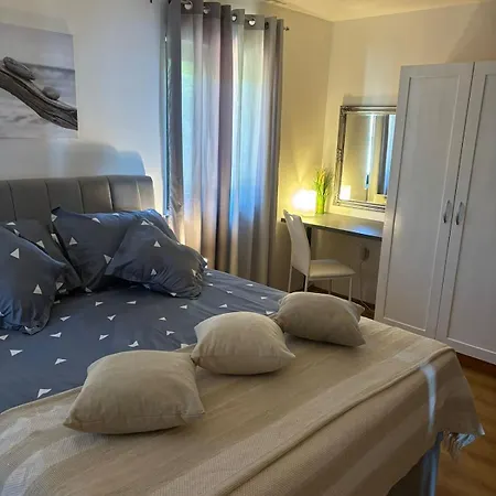 House Rigo With Private Pool, Jacuzzi And Sauna Сasa de vacaciones *